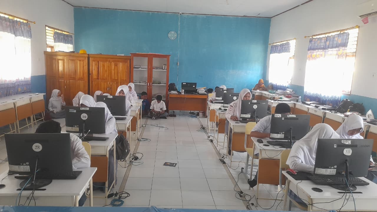 Lab Komputer Pengembangan Perangkat Lunak Dan GIM